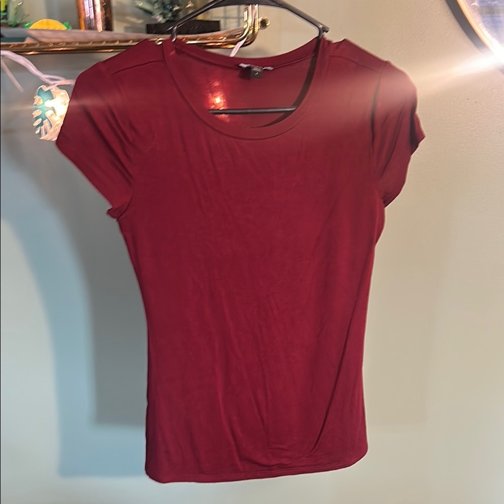 Express Red Fitted Cap Sleeve T-Shirt